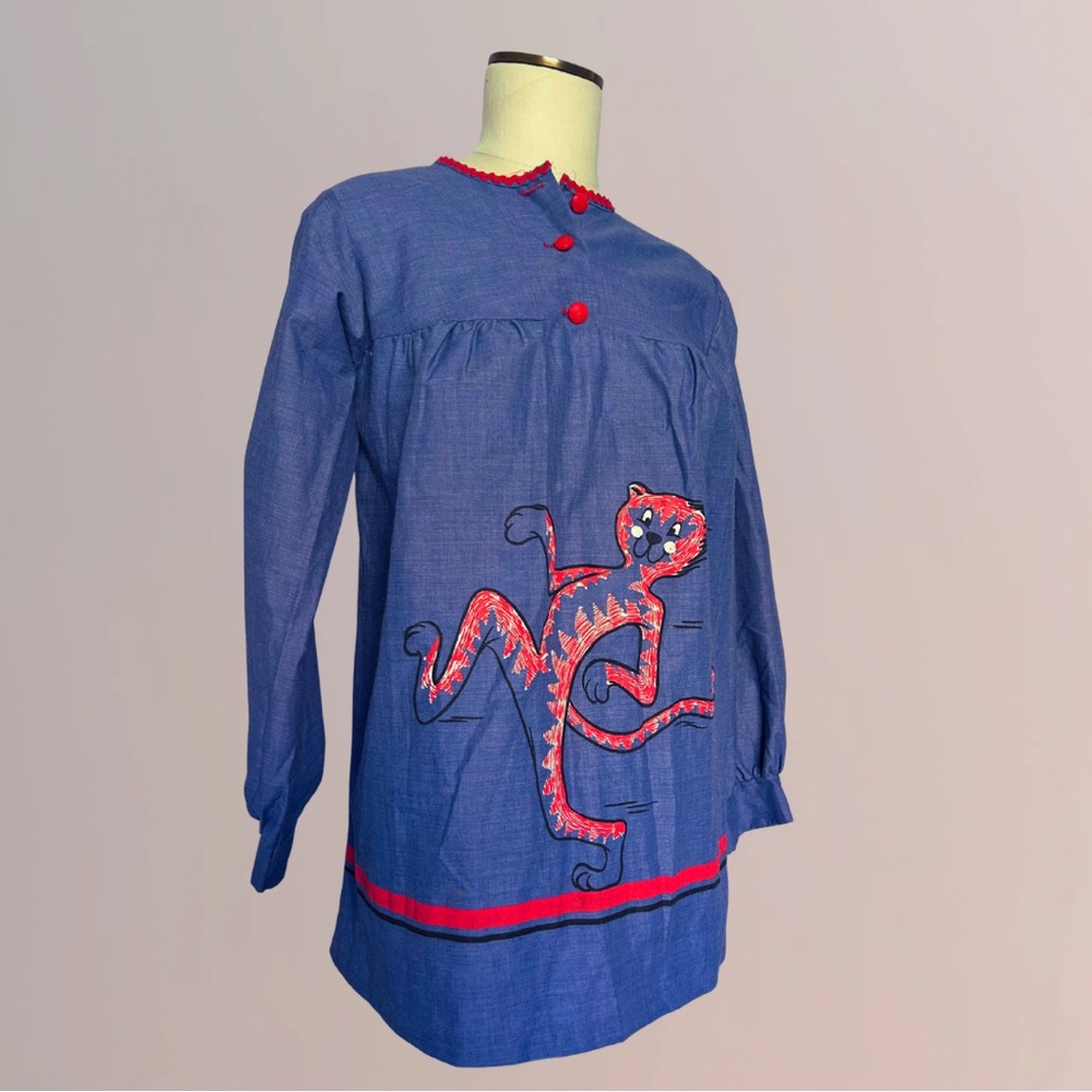 🔥SOLD🔥VINTAGE WeirdAssCat Shirt? Dress? Maternity? AWESOME! 😍
